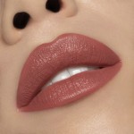 puroBIO-Lipstick-101-ROSA-NUDE-su-pelle-chiara-1